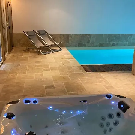 Lush In Theux With Heated Indoor Pool Holiday home