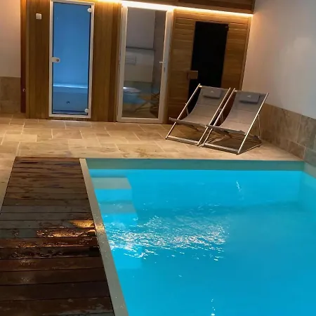 Lush In Theux With Heated Indoor Pool